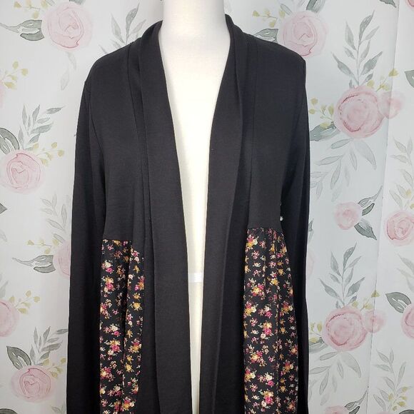 NEW Womens Pretty Black Dainty Pink Floral Open Front Cardigan Sweater L large - Picture 1 of 9